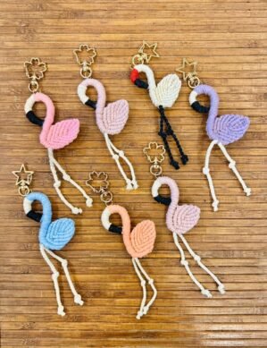 Cordraits_Akku Macramé Flamingo Charm – flamingo Bliss- Pack of 1