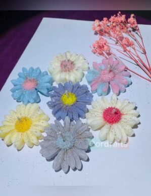 Cordraits Pack of 7 Fragrance Floral Daisy Design Candles
